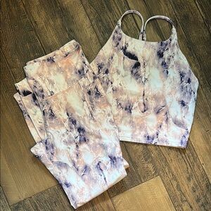 Old Navy Women's Tie-Dye Activewear Set - Purple and Cream